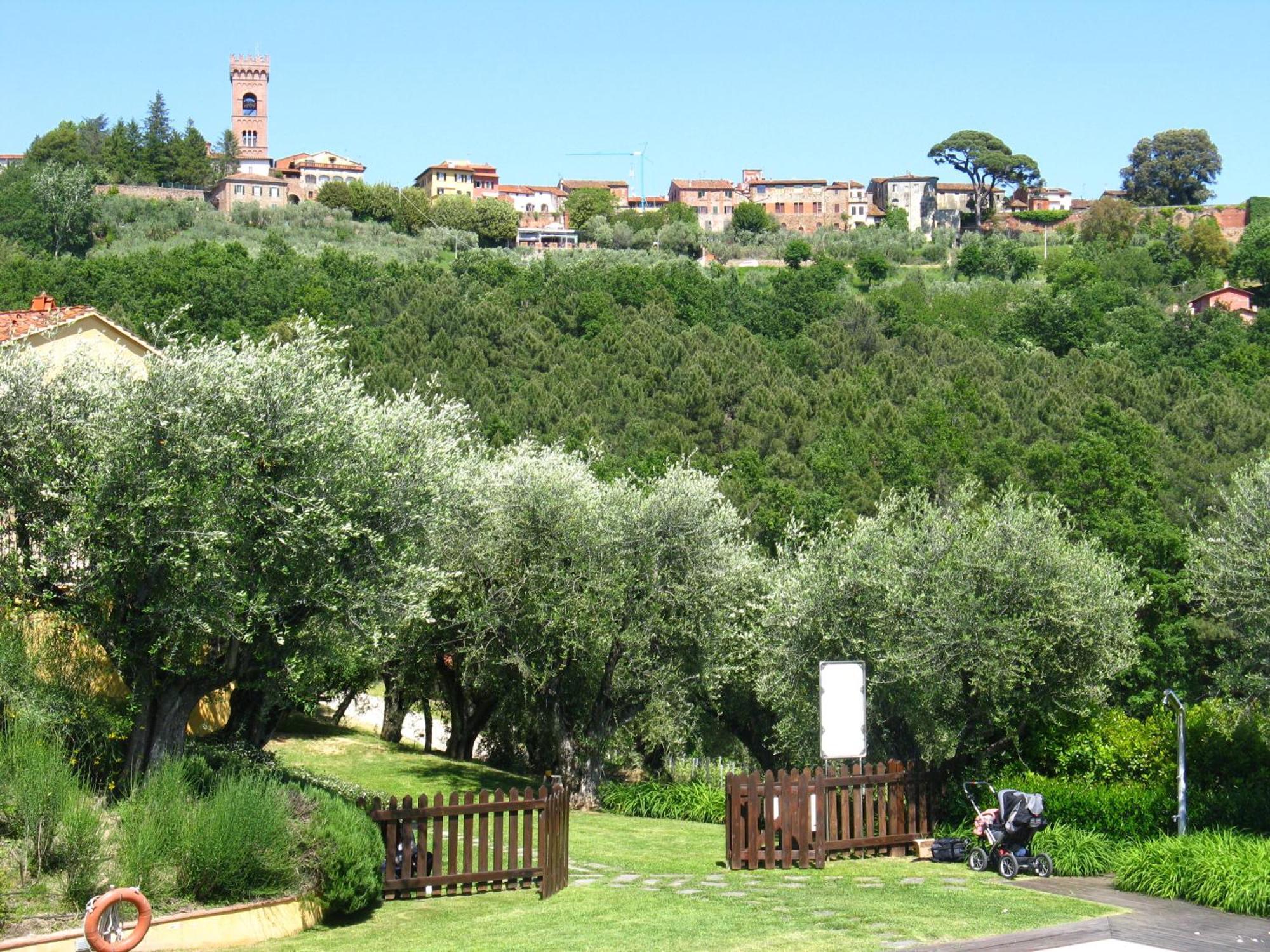 مونت كارلو La Torre Wine Resort المظهر الخارجي الصورة